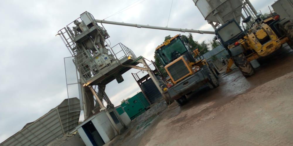 Visuals of our ready-mix concrete in use, showcasing the team, equipment, and materials in action.