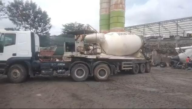 A glimpse of our ready-mix concrete in action, showing operations from mixing to delivery on site.